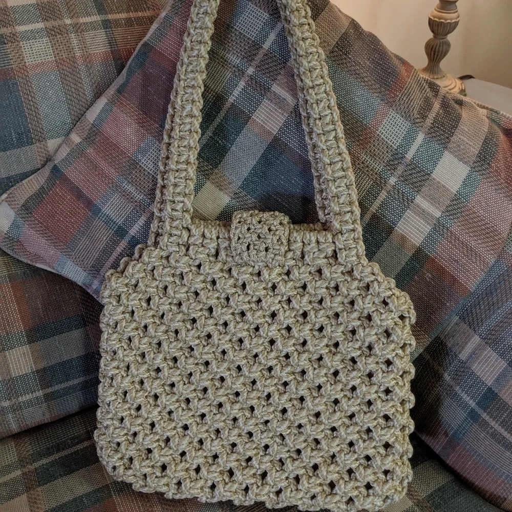 hand made macrame purse